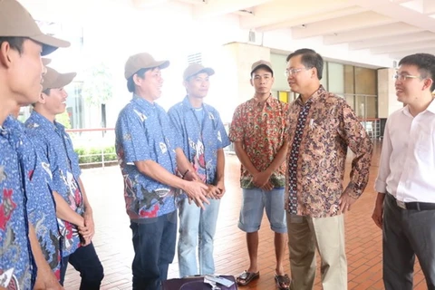 L’Indonésie revoie dix pêcheurs vietnamiens dans leur pays