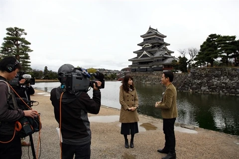 Un documentaire sur le Japon est diffusé sur la chaîne VTV2