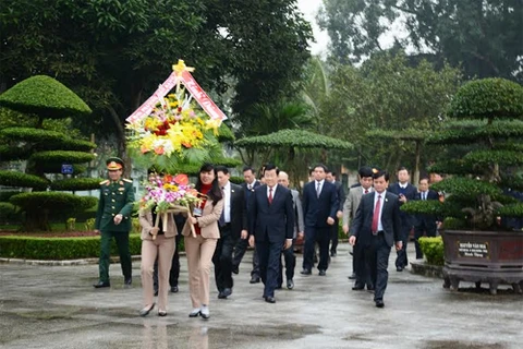 À Hà Tinh et Nghê An, le chef de l’Etat montre la voie