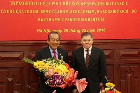 Vietnam et Russie renforcent la coopération entre leurs Cours suprêmes