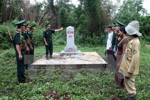 Réunion restreinte sur le bornage de la frontière Vietnam-Laos