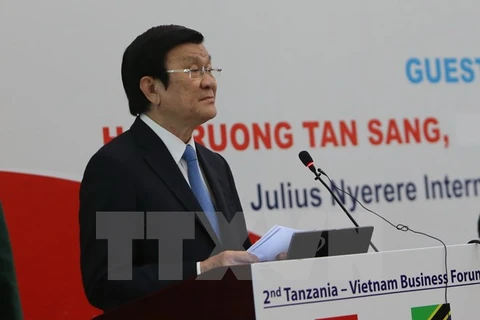 Le président Truong Tan Sang visite la zone économique exclusive Benjamin
