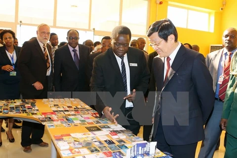 Le président Truong Tan Sang achève sa visite d’Etat en Tanzanie