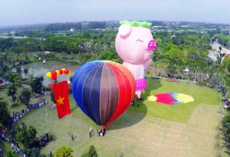 Thua Thiên-Huê : bientôt le Festival international de montgolfières 2016