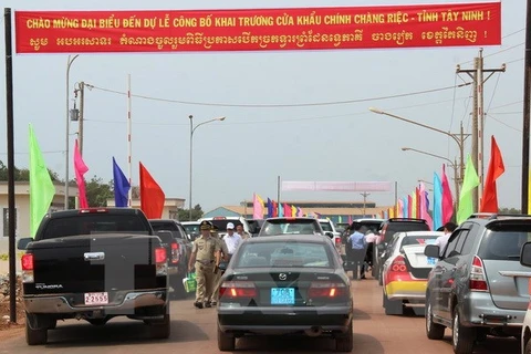 Tây Ninh a une deuxième porte frontalière principale avec le Cambodge