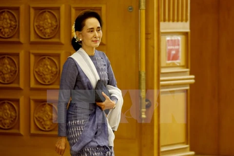 Myanmar: Aung San Suu Kyi sur le point d’endosser le rôle de conseillère d’État
