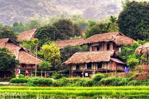 À Hoà Binh, un hameau Muong développe le tourisme «homestay»