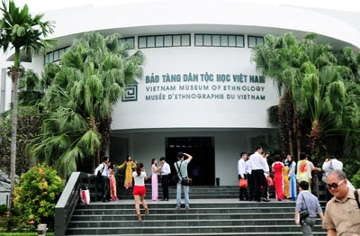 Le Musée d’ethnographie reçoit le titre de musée le plus attrayant du Vietnam en 2015