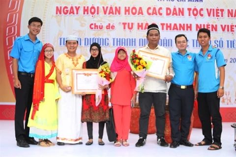 Plus de 1.000 jeunes au Festival culturel des ethnies du Vietnam