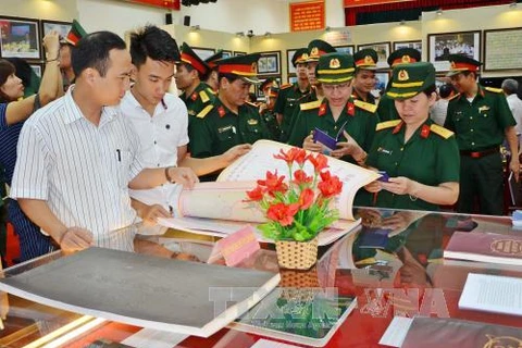Exposition «Hoang Sa, Truong Sa : preuves historiques et juridiques» à Bac Ninh