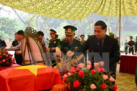 Remise des restes de martyrs tombés au champ d’honneur au Laos