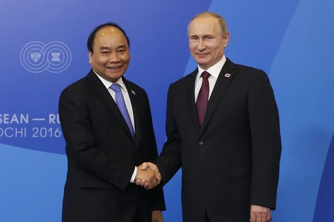 La visite en Russie du PM vietnamien contribue beaucoup au partenariat stratégique global