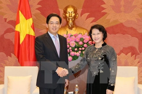 La vice-présidente de l’AN Nguyen Thi Kim Ngan reçoit les ambassadeurs chinois et australien