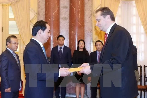 Le président vietnamien Tran Dai Quang reçoit de nouveaux ambassadeurs
