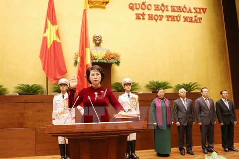 La présidente de l'Assemblée nationale Nguyen Thi Kim Ngan prête serment
