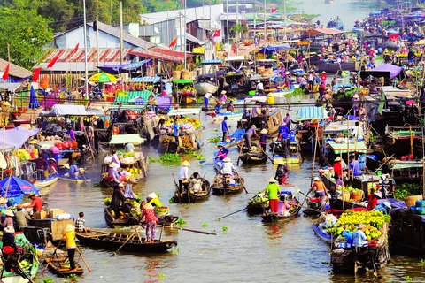 À la (re)découverte du marché flottant de Cai Rang