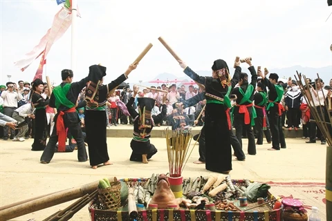 De la préservation de la culture de minorités ethniques au Vietnam