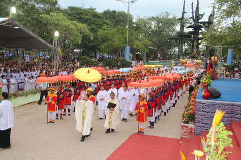 Quang Tri : pèlerinage de La Vang 2016