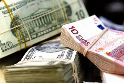 Les devises étrangères transférées à HCM-Ville viennent des Etats-Unis et de l’UE