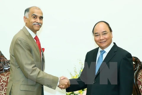 Le PM Nguyên Xuân Phuc reçoit l'ambassadeur indien Harish Parvathaneni