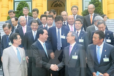 Des dirigeants vietnamiens reçoivent une délégation du Comité économique Japon-Vietnam