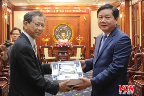 Des dirigeants de Ho Chi Minh-Ville reçoivent l'ambassadeur du Japon