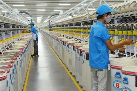 La province de Quang Ninh s’engage fortement dans l’assistance aux entreprises