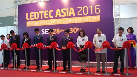 Ouverture de la 5e expo internationale LEDTEC ASIA 2016 à Hanoï