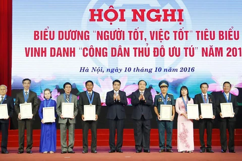 Neuf personnes récompensées par le titre de "Citoyen d’élite de la capitale" en 2016