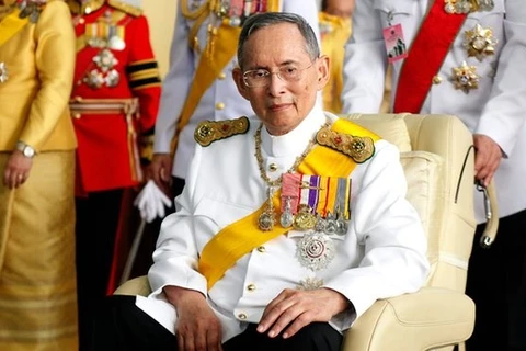 Décès du roi de Thaïlande