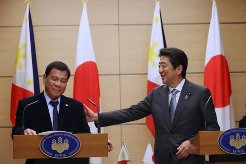 Les Philippines et le Japon veulent renforcer leurs relations