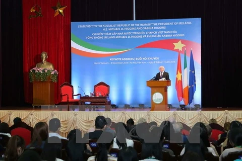 Le Président d’Irlande s’adresse aux étudiants de l’Université nationale de Hanoi