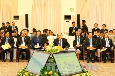 Le PM Nguyen Xuan Phuc au 9ème sommet du triangle de développement CLV