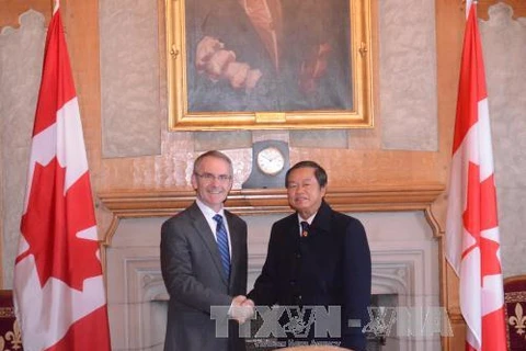 Vietnam et Canada dynamisent leur coopération législative