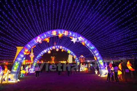 Festival des lanternes géantes de la République de Corée à Hanoï
