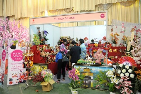 Foire des biens de consommation japonais à Hanoi