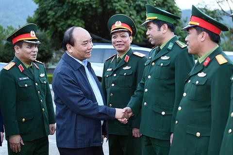 Le Premier ministre Nguyên Xuân Phuc en visite à Cao Bang