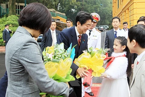 Le Premier ministre japonais attendu au Vietnam