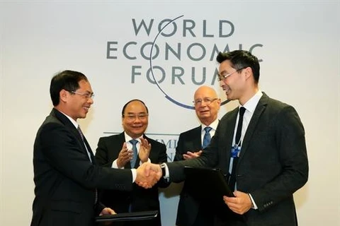Le Premier ministre Nguyen Xuan Phuc au Forum économique mondial