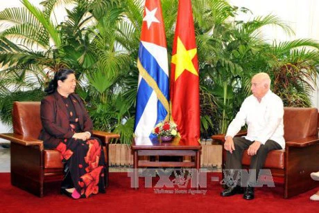 Activités de la vice-présidente permanente de l'AN du Vietnam à Cuba