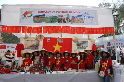 Le Vietnam à la Foire caritative Bazaar en Inde 