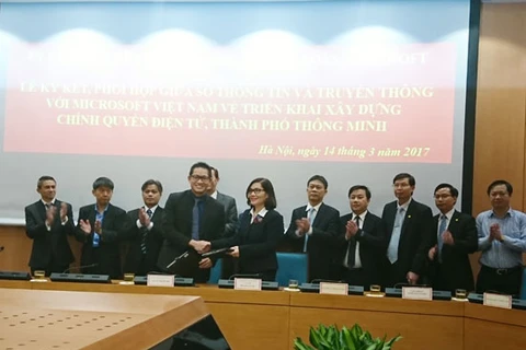 Microsoft soutient Hanoi dans la construction d’une ville intelligente