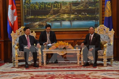 Le président de l’AN cambodgienne reçoit le vice-PM Pham Binh Minh 