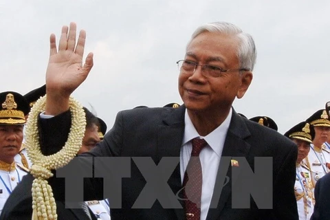 Le président du Myanmar commence sa visite en Chine