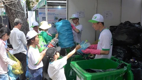 Festival du recyclage des déchets à Hô Chi Minh-Ville