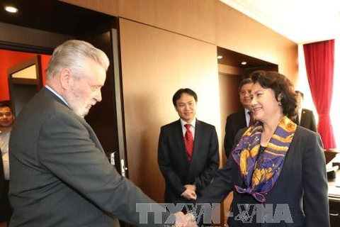 La présidente de l'AN estime les activités de l'Association d'amitié Hongrie-Vietnam