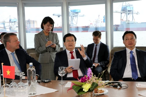 Vietnam et Pays-Bas partagent des expériences dans la gestion des ports maritimes