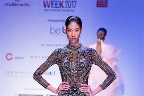 La Semaine de la mode internationale 2017 s'ouvre à Hô Chi Minh-Ville