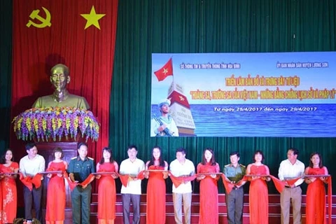 Exposition «Hoàng Sa, Truong Sa du Vietnam - les preuves historiques et juridiques»