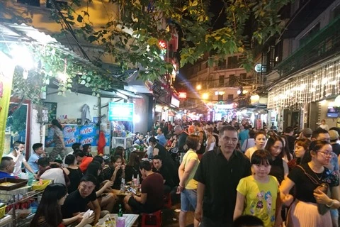 La capitale vietnamienne Hanoi, à prendre avec des baguettes